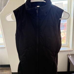 lululemon push your pace black vest